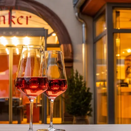 & Weinhaus Anker 마르크차이덴펠트