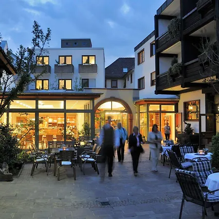 & Weinhaus Anker Hotel