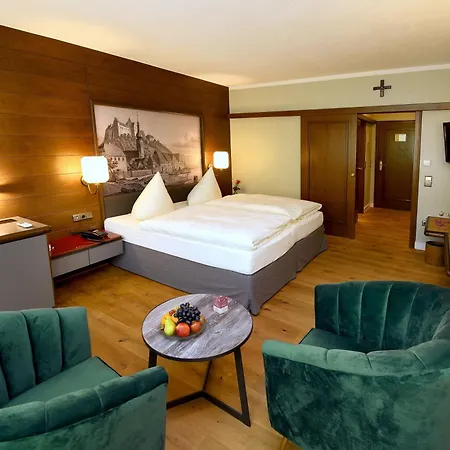 & Weinhaus Anker Szálloda 4*