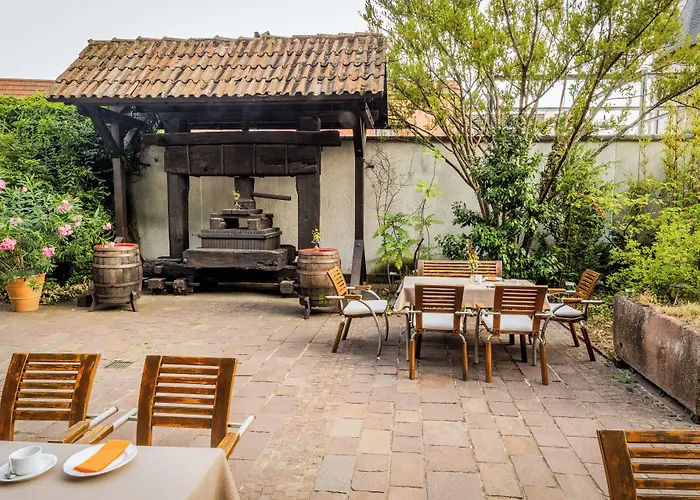 & Weinhaus Anker ホテル 4*
